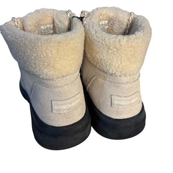 Sketchers On the Go Cream Off White Lace up Suede Shearling Ankle Boot Size 8.5 - Picture 3 of 8